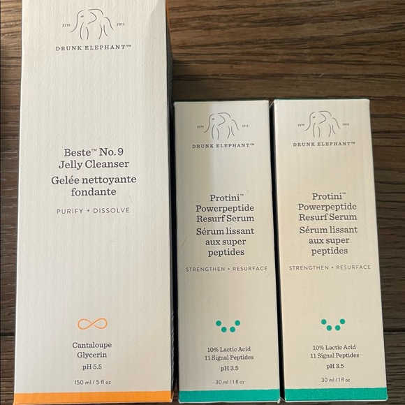 BNIB Drunk Elephant set - Picture 2 of 3